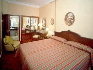 Hotel Melia Champs Elysees 4*