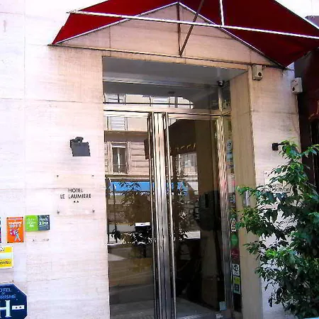Ibis Styles Buttes Chaumont 3* Parigi