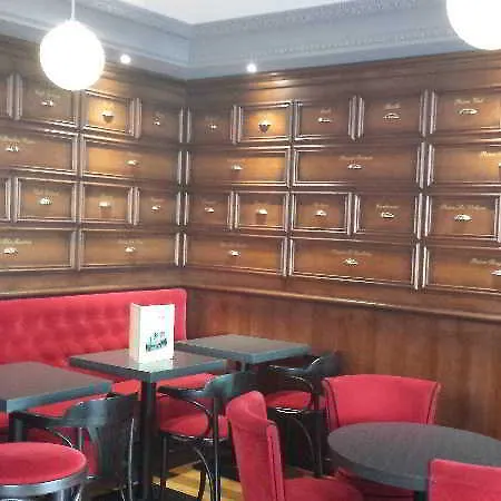 Hotel Le Daly's Paris