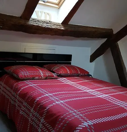 Duplex Au Coeur De Pres De Notre Dame Apartamento