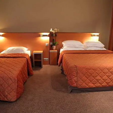 Otel L'interlude