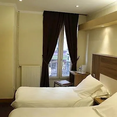 Grand Nouvel Opera מלון 3*