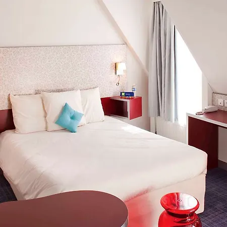 Ibis Styles 15 Lecourbe Hotel
