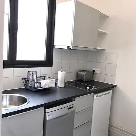 Sweet Apartment Paris