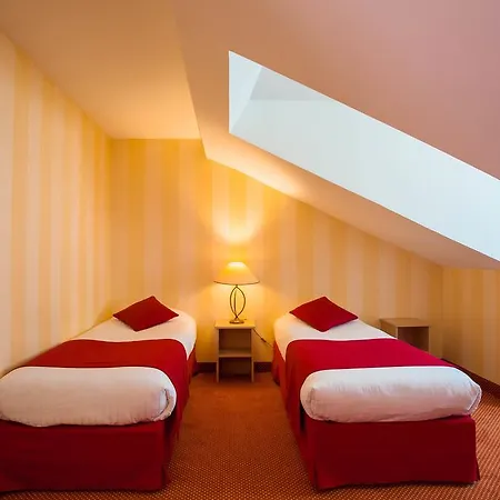 Hotel Delambre 3*