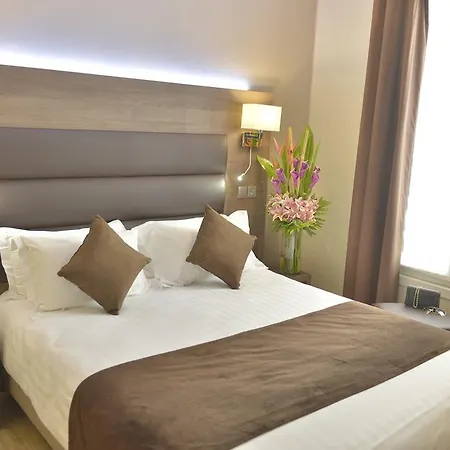 Renoir Montparnasse 3*