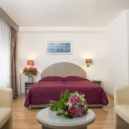 Royal Bastille 2* Париж