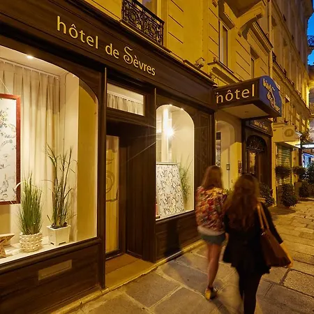 De Sèvres Hotel 3*