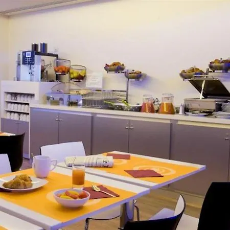 Aparthôtel Adagio Tour Eiffel Appart hôtel 4*