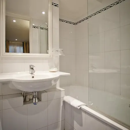 Austin's Arts Et Metiers Hotel 3*