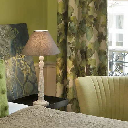 Hotel Le Petit Chomel Paris