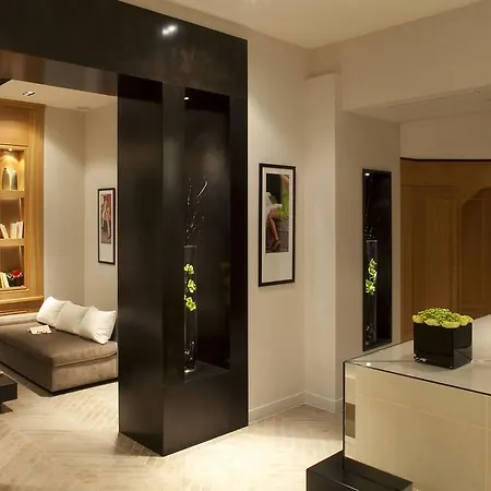 Marceau Champs-elysées Hotel 3*