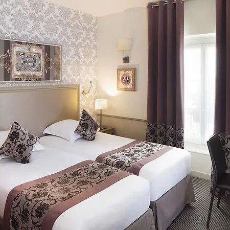 Hotel Monceau Wagram 4*