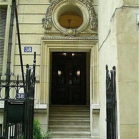 Le Singulier Paris