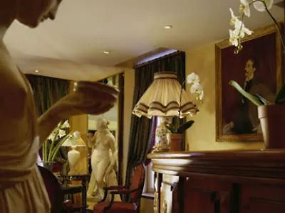 Académie Saint Germain Hotel 4*