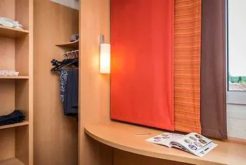 Ibis Bastille Faubourg St Antoine Hotel Paris