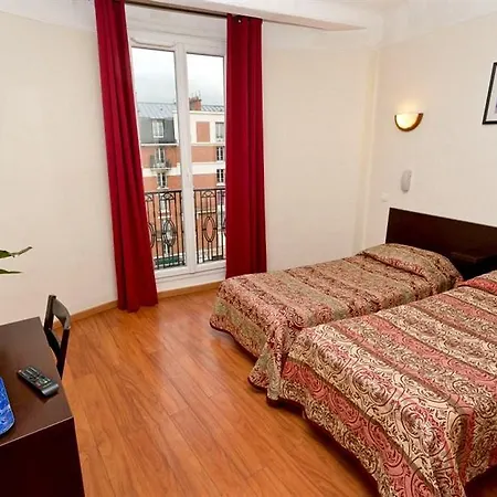 מלון Hipotel Printania Maraichers 2*