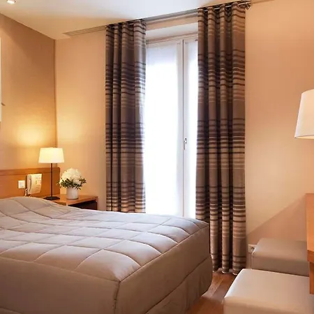 Hotel Apollinaire