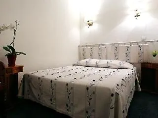Le Grey Szálloda