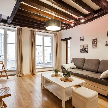 Saint Jacques Notre Dame De Apartment