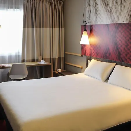 Hotel Ibis Gare Montparnasse 15eme 3*