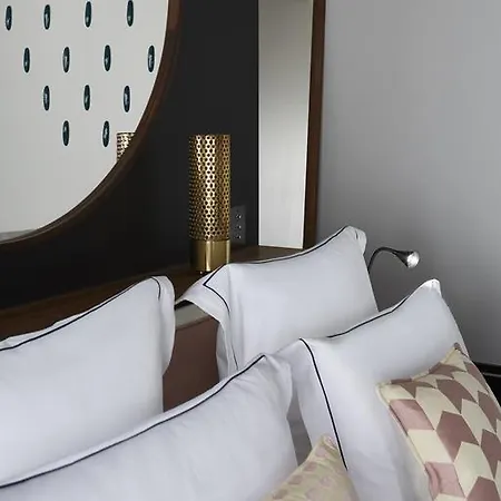 Le Roch & Hotel 5*