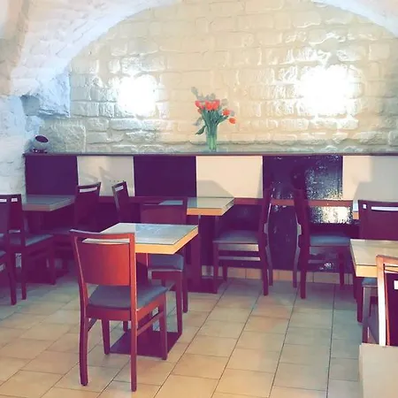 Hotel Bristol Republique