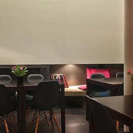 Grand Lévêque Hotel 3*
