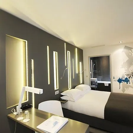 Arc De Triomphe Etoile 4* Parigi