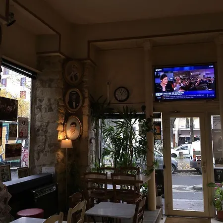 Les Chansonniers Hotel 3*