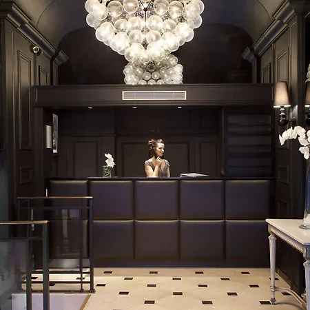 Hotel Icône 3*