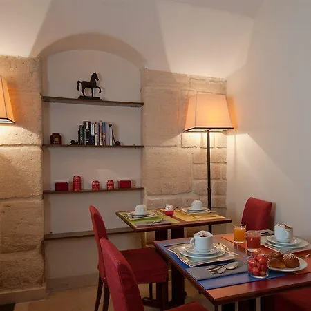 Maison Orphee Hotel 4*