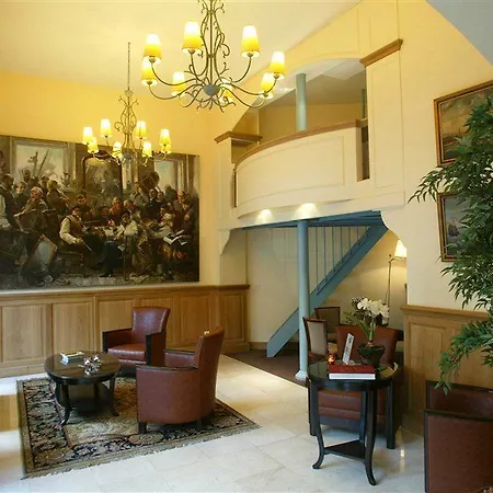 Hotel Grand Des Gobelins 3*