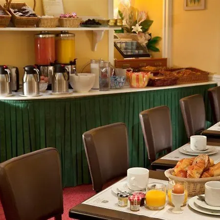 Hotel Etoile Saint Ferdinand By Happyculture Paris