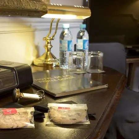 De La Porte Doree Hotell Paris