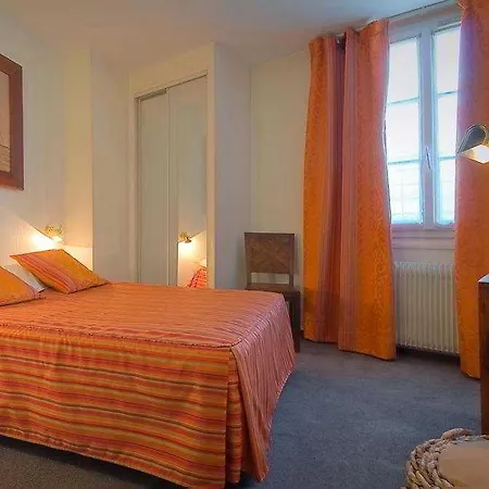 Monsieur Helder 3* Paris