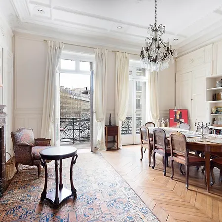 Apartamento Haussmann 168 *