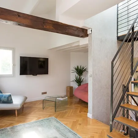 Ateliers De Montmartre Adm Guest house Paris