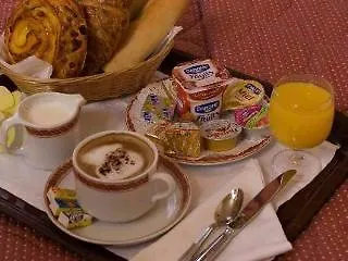 Hotel Vivaldi Puteaux