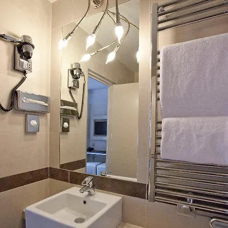 Vivaldi Hotel 3*