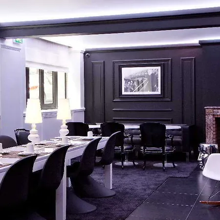 Hotel Icône 3*