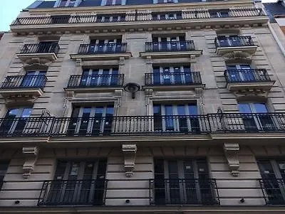 Bob By Elegancia 4* París