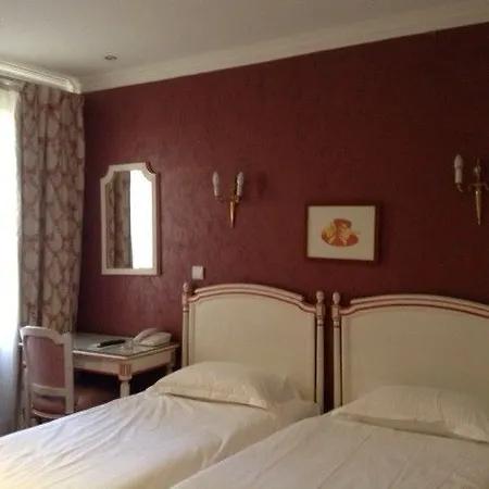 London Hotel