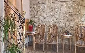 Arc Elysees 3* Paříž