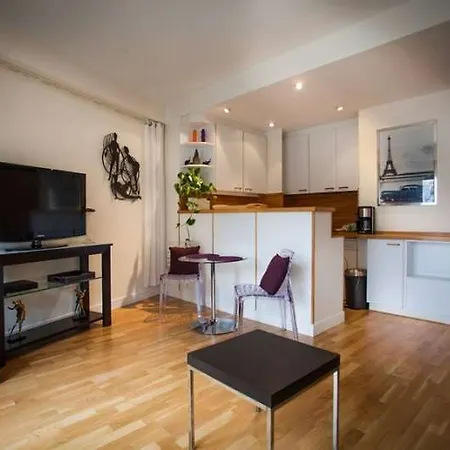 Hotel Louvre Sainte Anne 3*