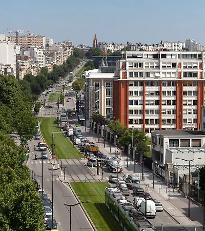 Median Porte De Versailles Hotel
