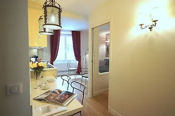Louvre Opera Private Chicsuites * Paris