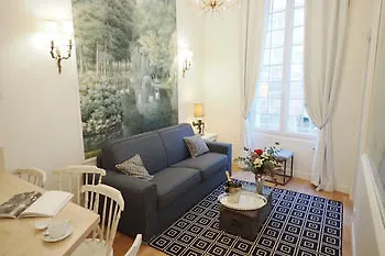 Louvre Opera Private Chicsuites * Paris