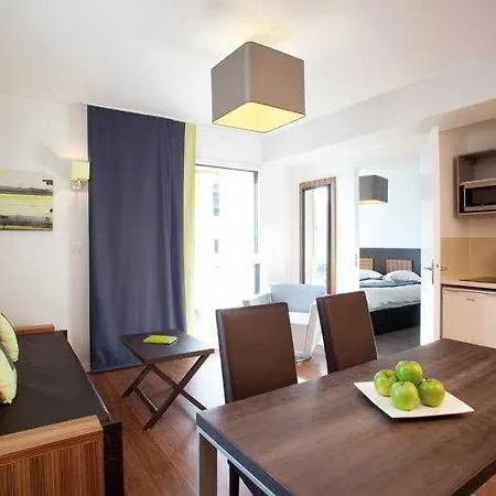Lagrange Les Rives De Seine Hotel 3*