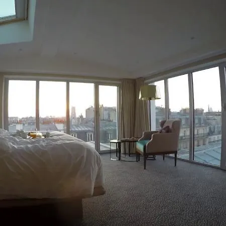 Maison Albar Le Pont-neuf 5*